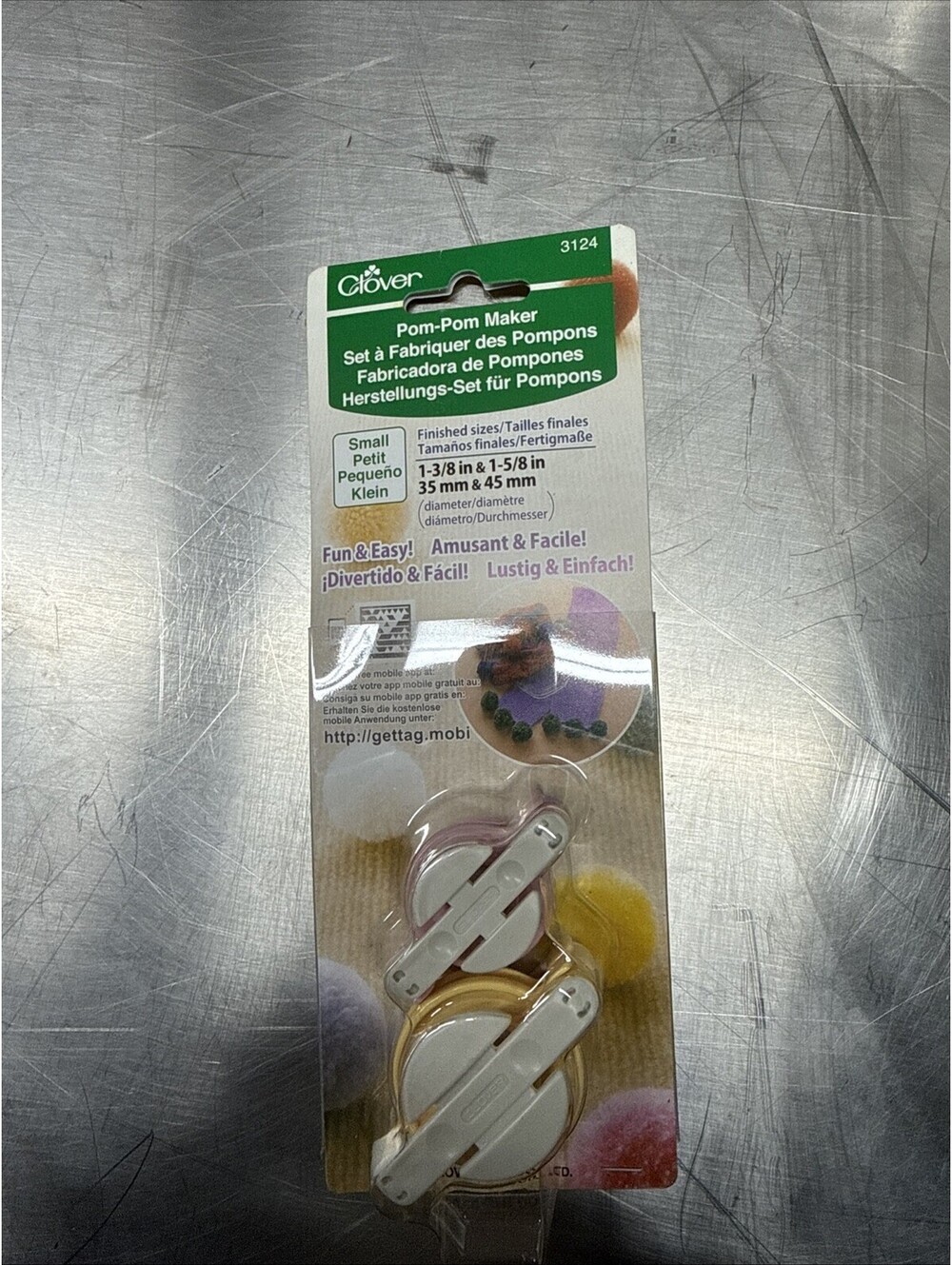 NEW IN PKG Clover Pom-Pom Maker Small 1-3/8" & 1-5/8"